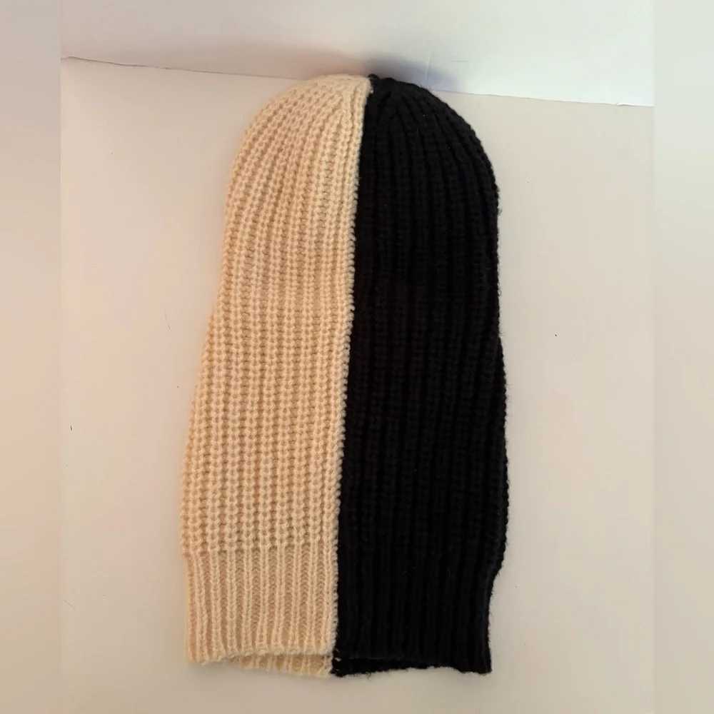 NWOT Urban Outfitters Ribbed Hooded Balaclava